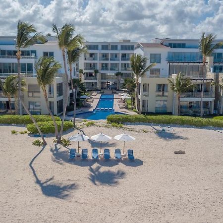Costa Atlantica Punta Cana - Beach Vacation Condos 외부 사진