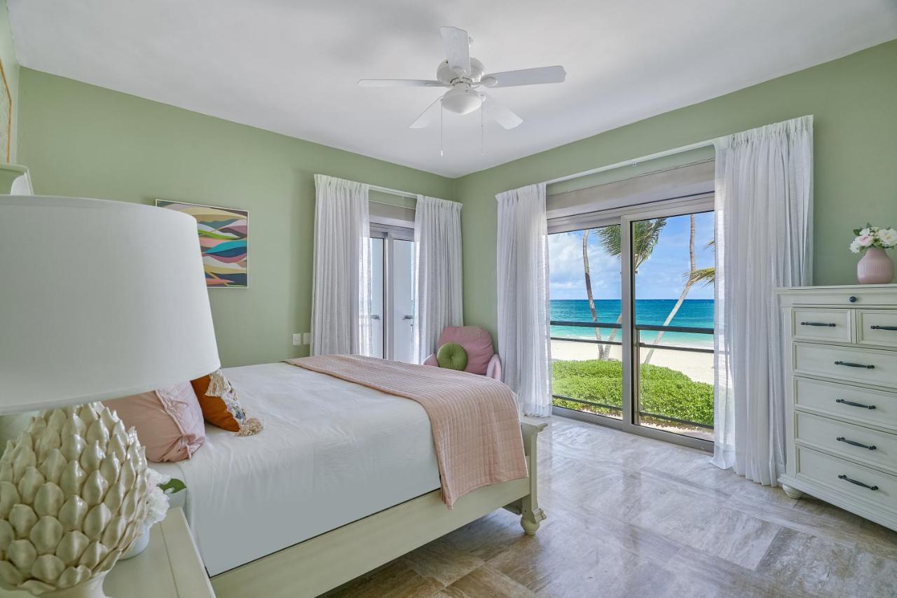 Costa Atlantica Punta Cana - Beach Vacation Condos 외부 사진