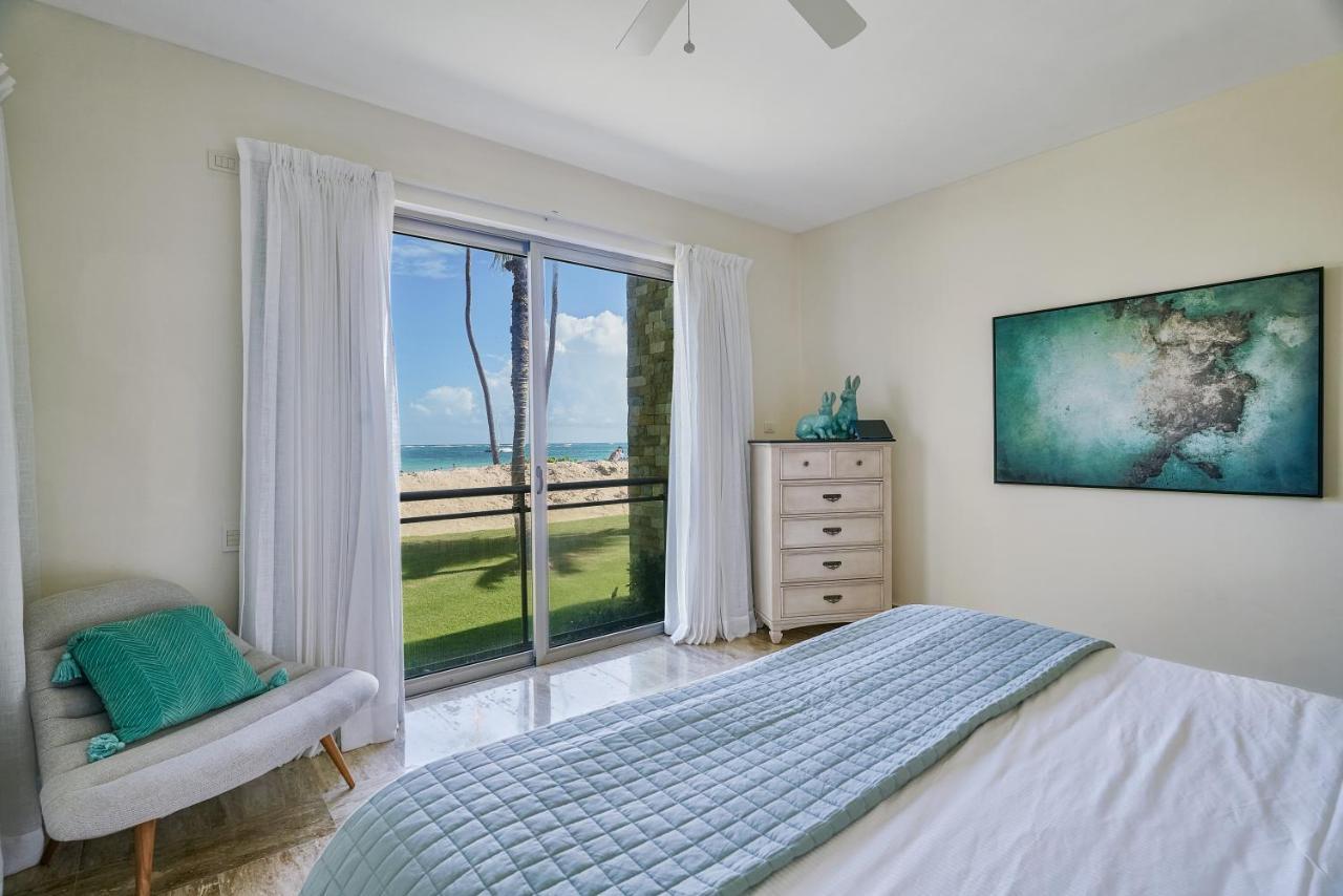 Costa Atlantica Punta Cana - Beach Vacation Condos 외부 사진