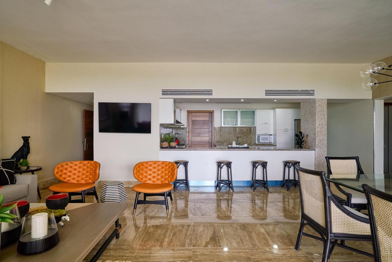 Costa Atlantica Punta Cana - Beach Vacation Condos 외부 사진
