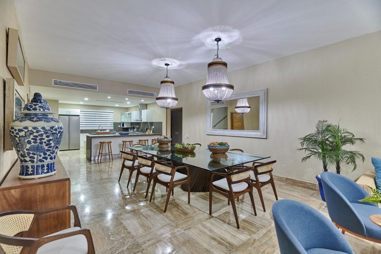 Costa Atlantica Punta Cana - Beach Vacation Condos 외부 사진