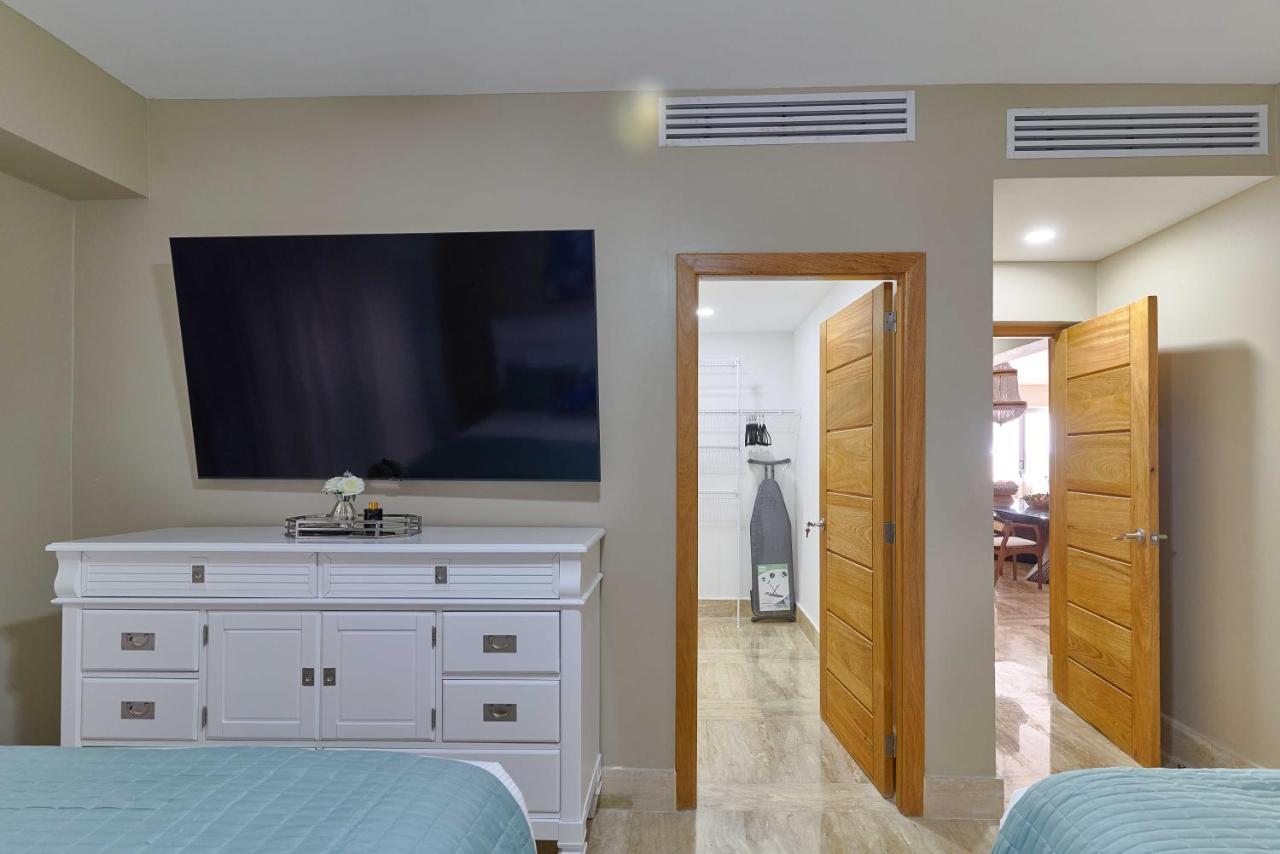 Costa Atlantica Punta Cana - Beach Vacation Condos 외부 사진