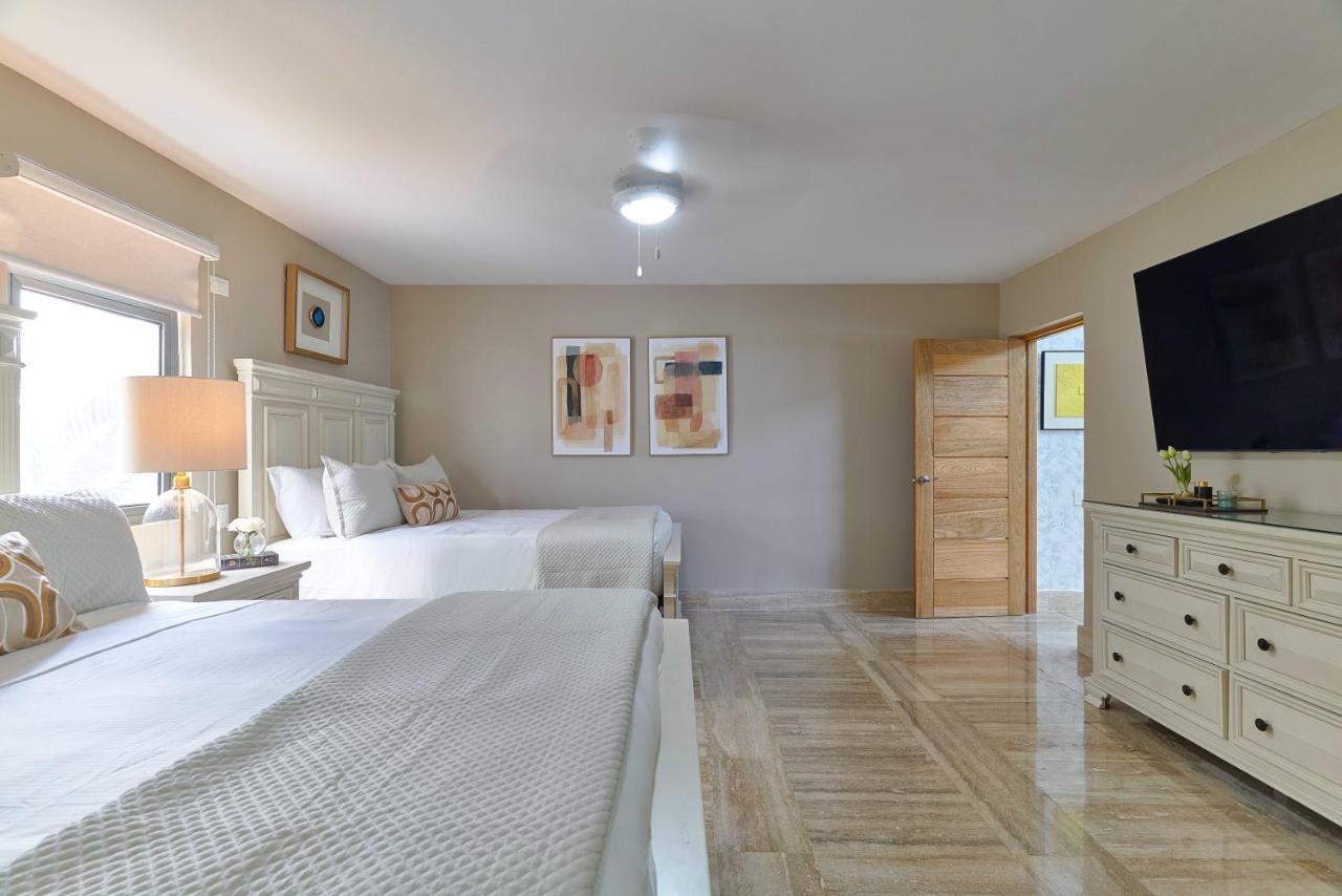 Costa Atlantica Punta Cana - Beach Vacation Condos 외부 사진