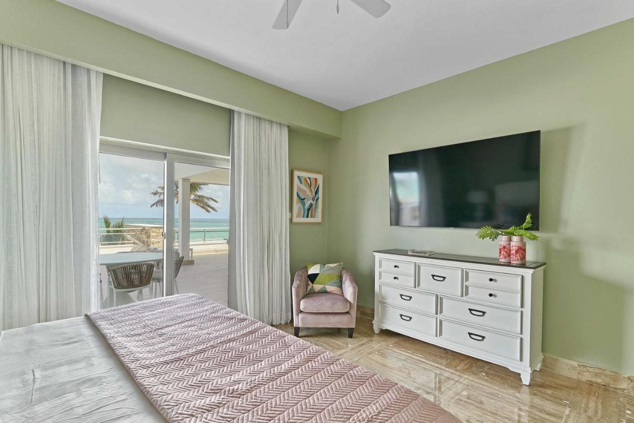 Costa Atlantica Punta Cana - Beach Vacation Condos 외부 사진