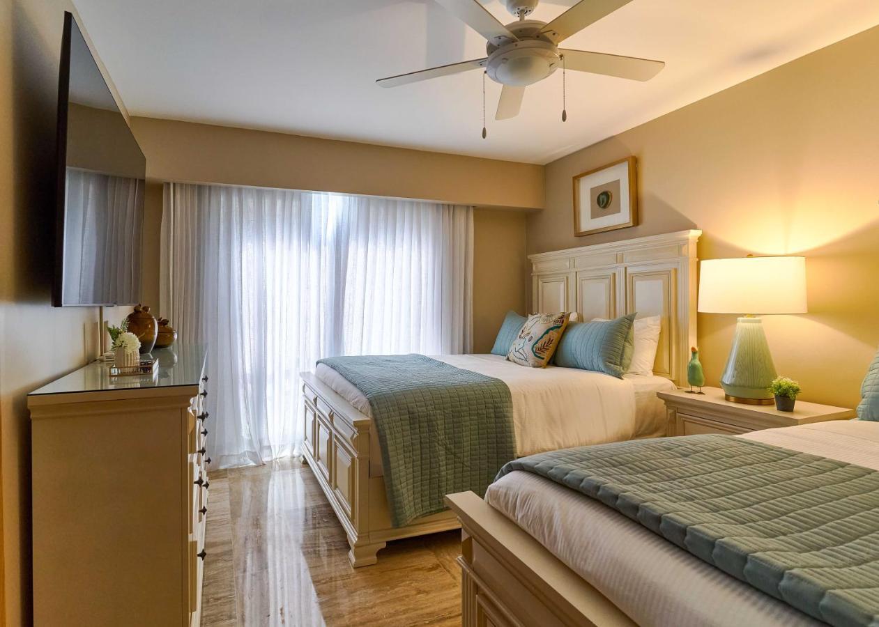 Costa Atlantica Punta Cana - Beach Vacation Condos 외부 사진