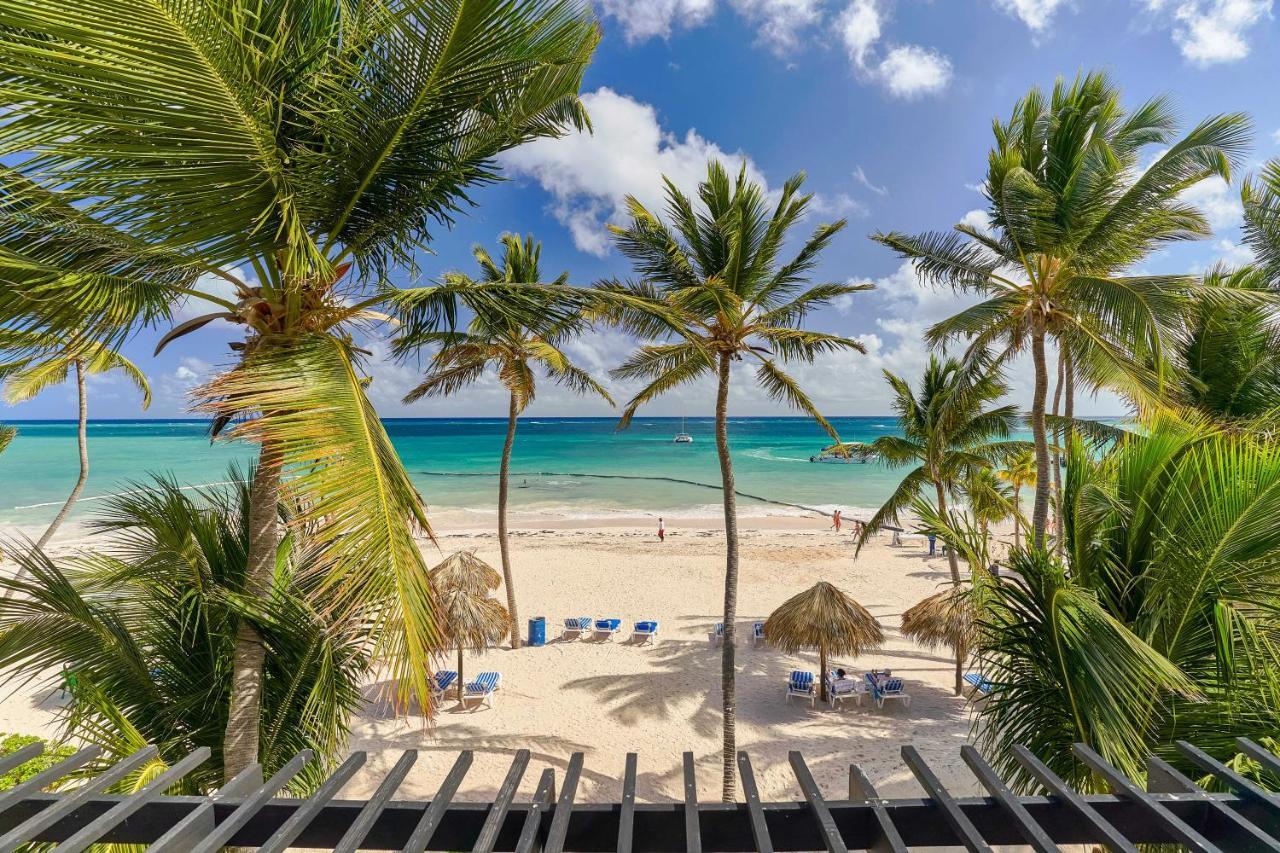 Costa Atlantica Punta Cana - Beach Vacation Condos 외부 사진